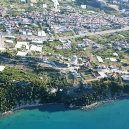 In Split-free Parking Apartment Split