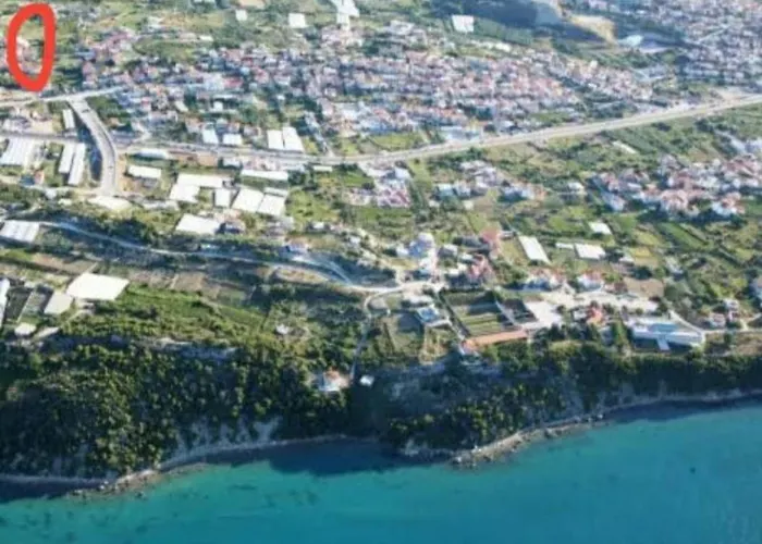 In Split-free Parking アパート スプリト